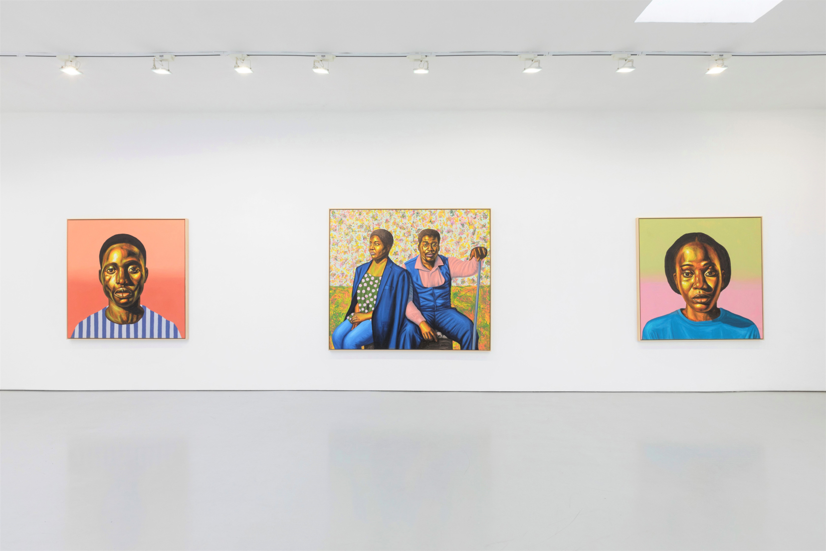 Installation Views Barry Yusufu Behold Sunaposs People 182 1 Galleria d ...